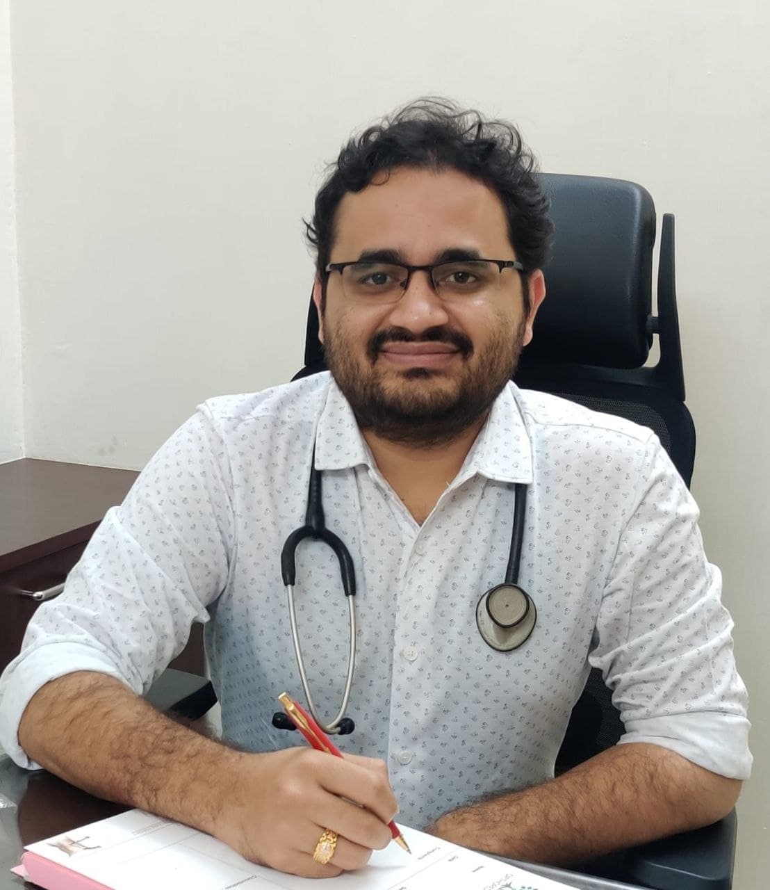 Dr. S. Sameer Chaitanya — MBBS, MS Ortho, FIAS — Consultant Orthopaedic & Spine Surgeon